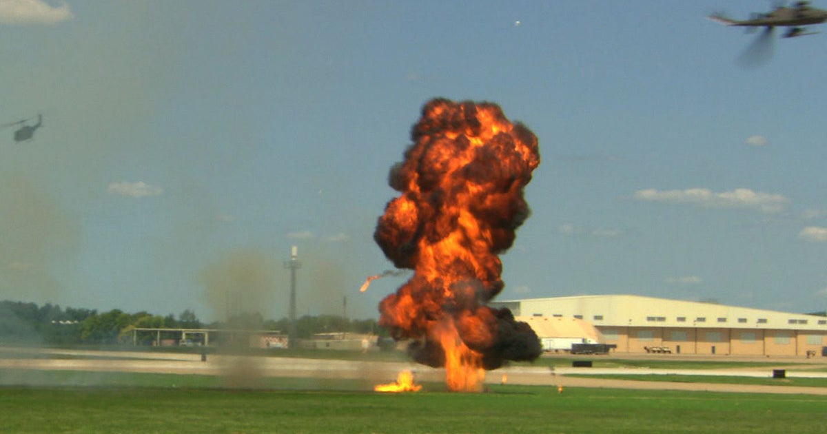 Extra: Screaming Eagles celebration - CBS News