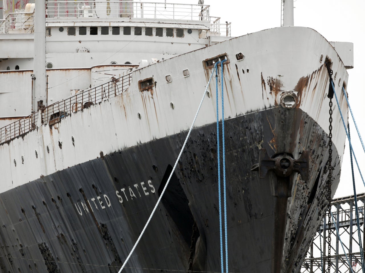 Ships : a pictorial history from Noah's Ark to the U.S.S.