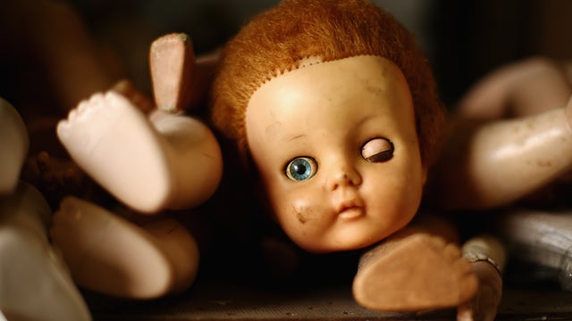 10Doll_Hospital.jpg 