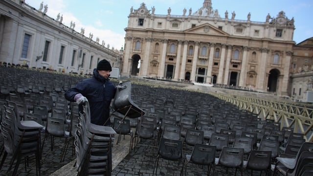 vatican_chairs.jpg 