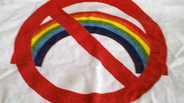 anti-gay-t-shirt.jpg 