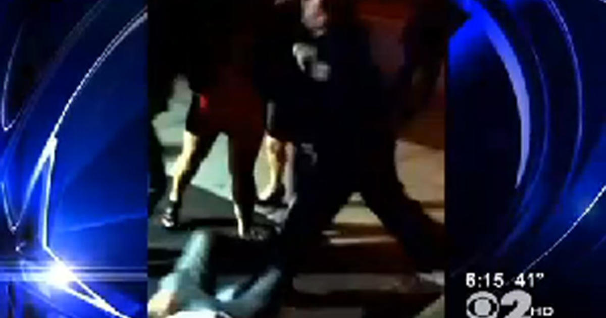 Nj Police Investigate Cell Phone Video Showing Cop Punching Woman Cbs News 