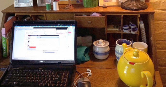Telecommuting now tops public transit for getting to work - CBS News