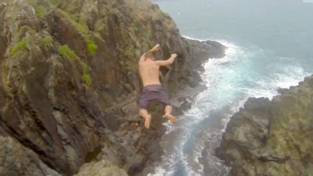 Cliff_Jumping_Hawaii_Devin_Graham.jpg 