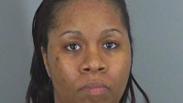Tyshekka-Collier.jpg 