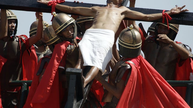 crucifixion_tAP1932384388.jpg 