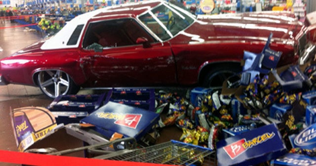 Walmart Car Crash: 4 injured after man crashes car into Calif. store ...