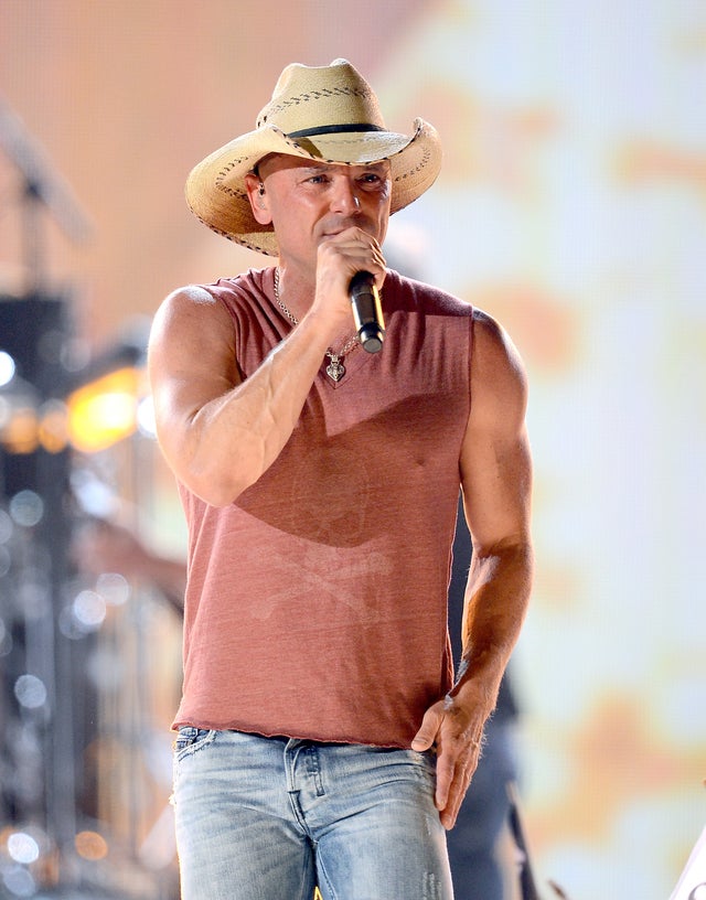 showKennyChesney.jpg 