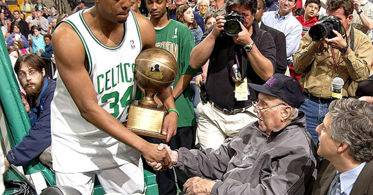 Paul Pierce Jersey Dedicated to Red Auerbach - Boston Celtics History
