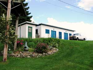 15 homes that will help you survive a disaster