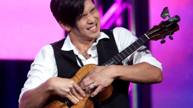 jake-shimabukuro_159550045.jpg 