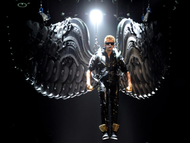 Justin Bieber, Carly Rae Jepsen and Cody Simpson Perform At The Staples Center 