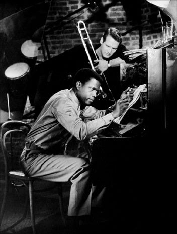 Poitier_Parisblues.jpg 