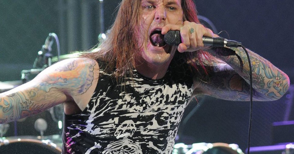 Divorce docs: Changes worried wife of As I Lay Dying singer - CBS News