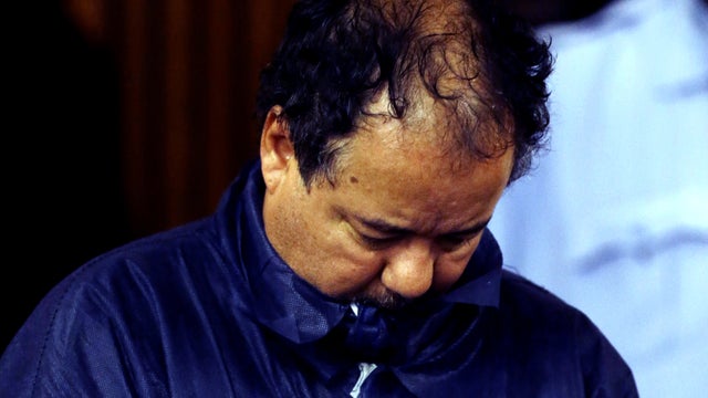 5/9: Cleveland kidnapper Ariel Castro in court; Twin principals take on tough Oakland school 