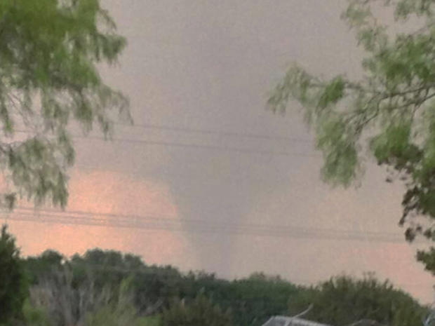 Image shows tornado that hit town of Granbury, in northwest Texas, May 15, 2013 