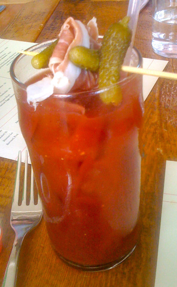 Rosa - Red wine bloody mary 