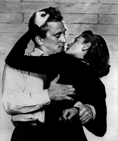 KirkDouglas_YoungManWithaHorn3.jpg 