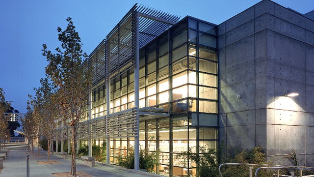 library_santa_monica.jpg 