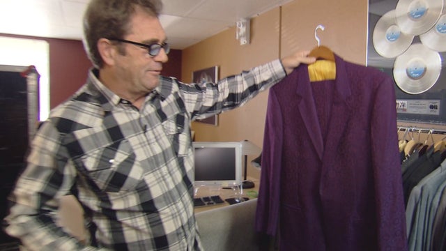 Preview: Huey Lewis and his stage wardrobe 