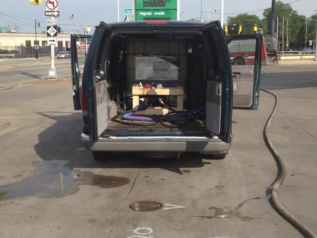 Gas Thieves Busted Using 125 Gallon Tank Van 