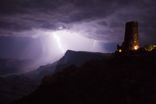 011_72DPI_2012_Grand_Canyon_Watchtower_Lightning_05_RAW_Digital_Image_T.Roe_copy.jpg 