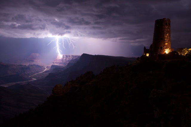 001_72DPI_2012_Grand_Canyon_Watchtower_Lightning_01b_RAW_Digital_Image_T.Roe_copy.jpg 