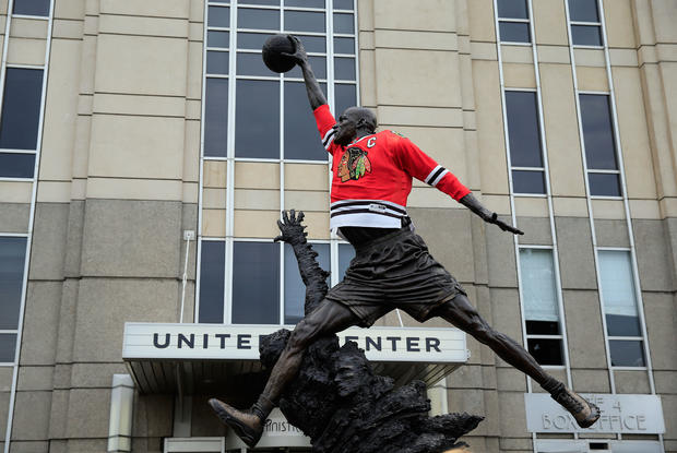 Michael Jordan statue 