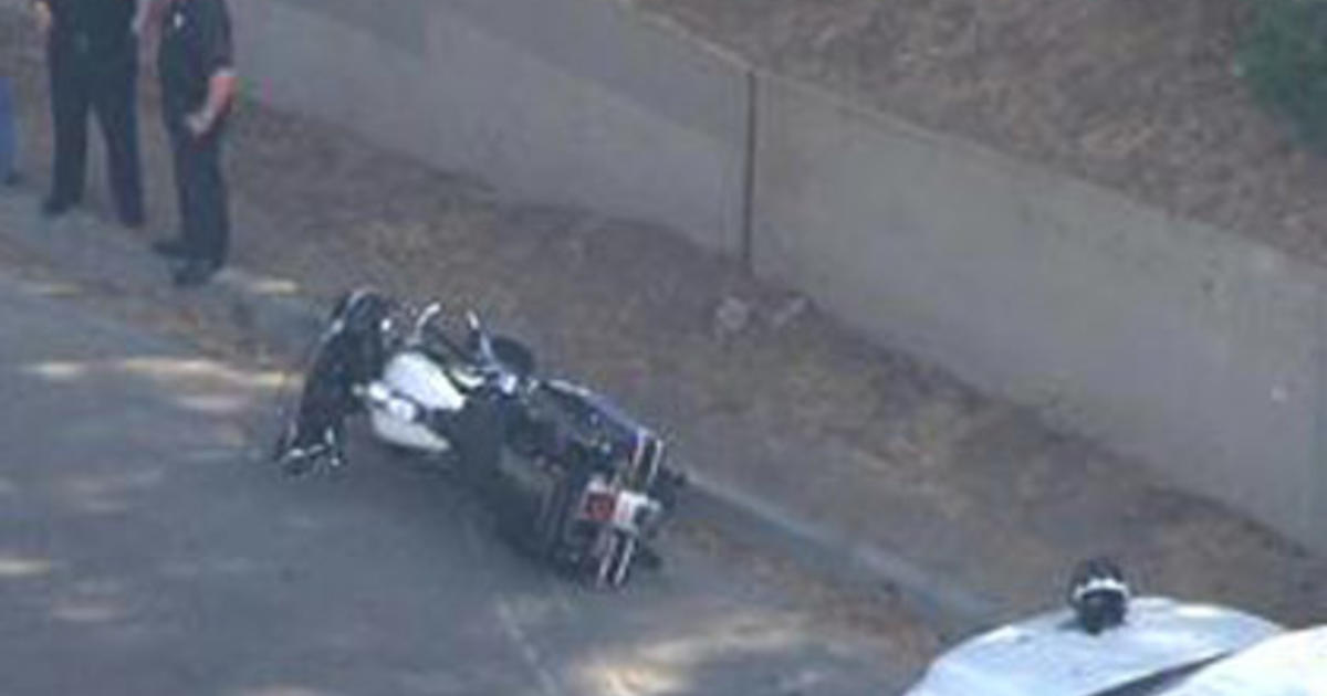 LAPD Motorcycle Officer Injured In Elysian Park Accident - CBS Los Angeles