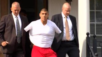 hernandez-handcuffs.jpg 