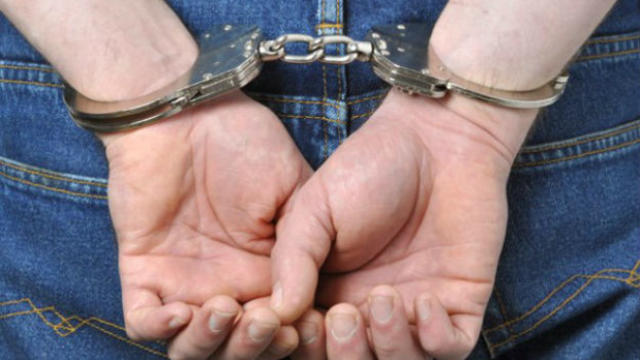 handcuffs-generic-2.jpeg 