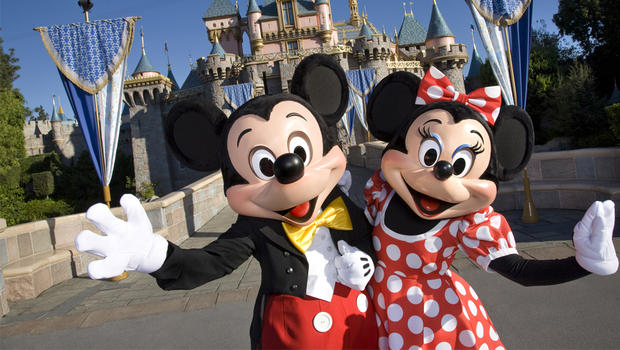 Disneyland w/ Mickey &amp; Minnie 