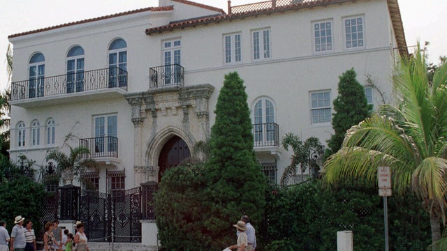 versacemansion.jpg 