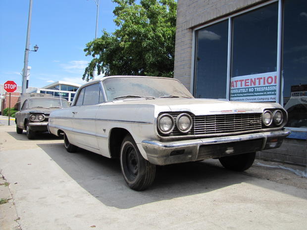 008_1964_Chevrolet_Impala_4_miles_MSO_new_car.jpg 