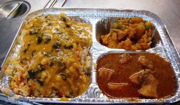 Chicken Vindaloo &amp; Side Dishes From The Mysttik Masaala Cart 