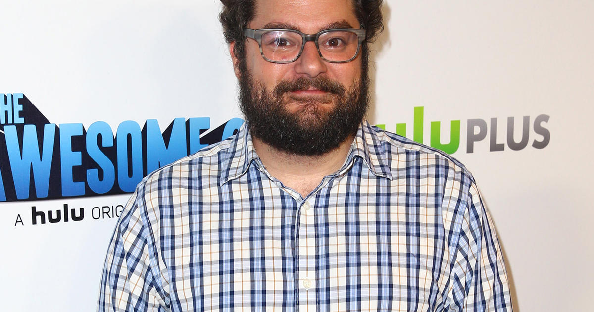 Bobby Moynihan On His Dream Snl Hosts Cbs News