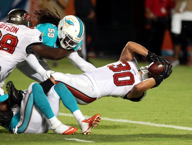 miami-dolphins-v-tampa-bay-buccaneers-0824136.jpg 