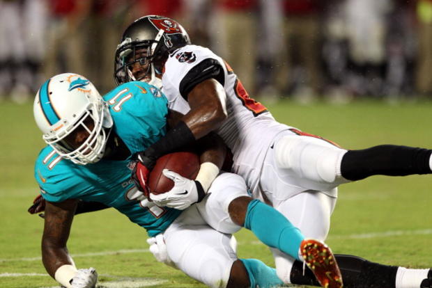 miami-dolphins-v-tampa-bay-buccaneers-0824133.jpg 