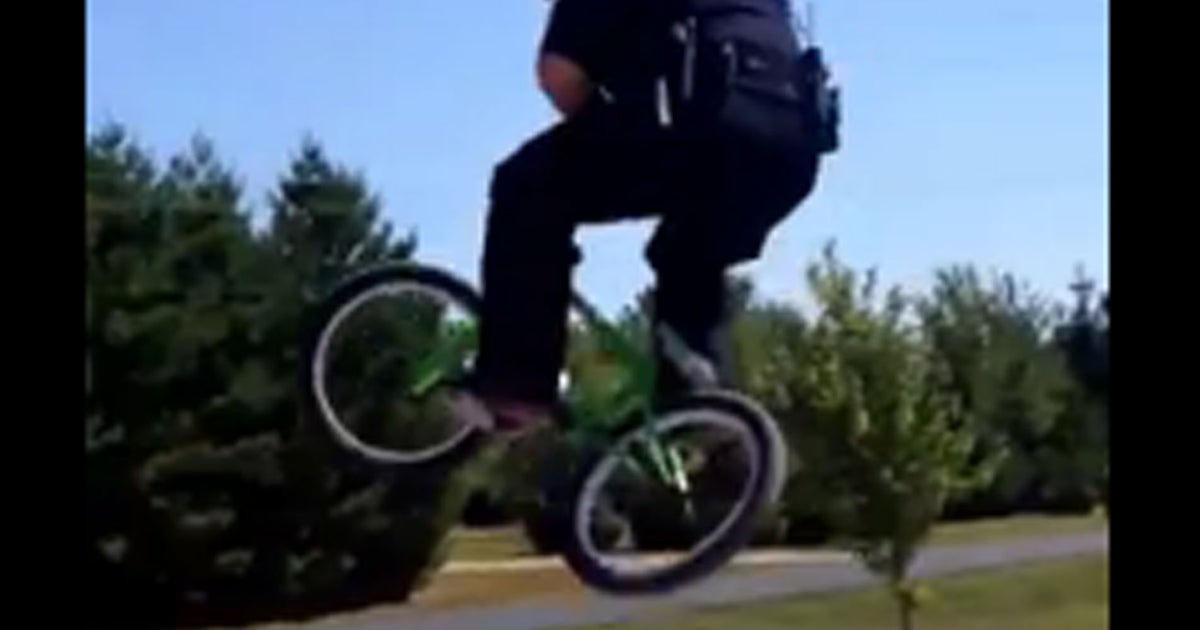 Minn. cop is a BMXer who can land a 360 - CBS News