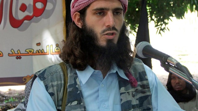 American-born Islamist militant Omar Hammami addresses a press conference of the militant group al-Shabab at a farm in southern Mogadishu's Afgoye district in Somalia May 11, 2011. 
