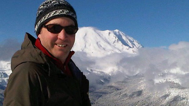 Wash. college professor killed protecting girlfriend 