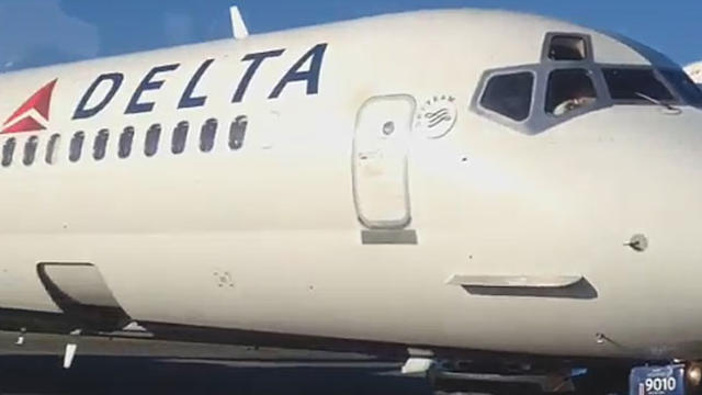 delta-jet.jpg 