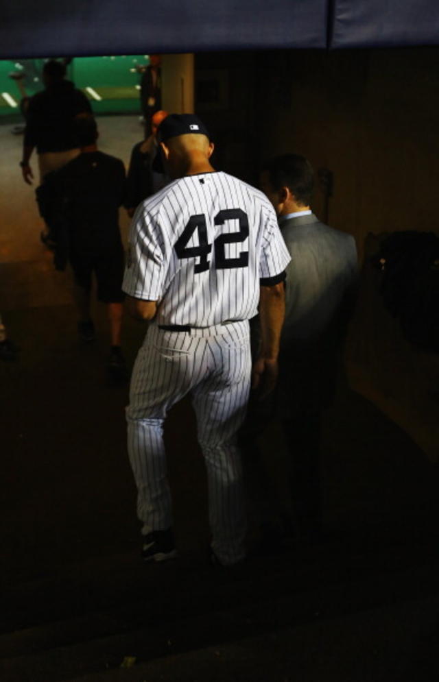 On a night filled with cheers and tears, Mariano Rivera says one last  goodbye to Bronx - Sports Illustrated