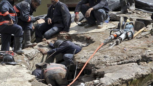 india, building, collapse, mumbai 