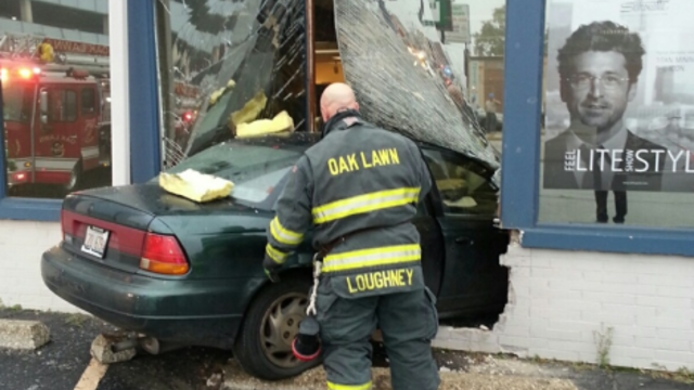 car_into_building.png 