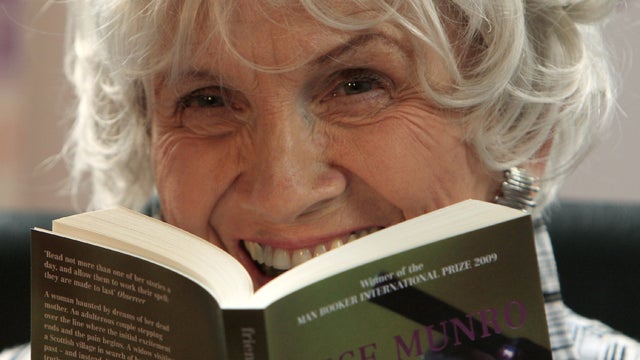 Alice_Munro_183933045.jpg 