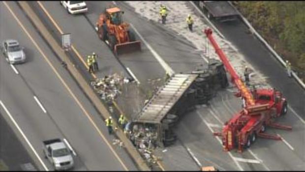 overturned-tractor-trailer-partially-shuts-down-pa-turnpike-12.jpg 
