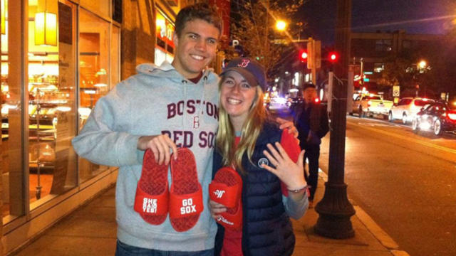 World Series Proposal: Couple Gets Engaged On Yawkey Way - CBS Boston