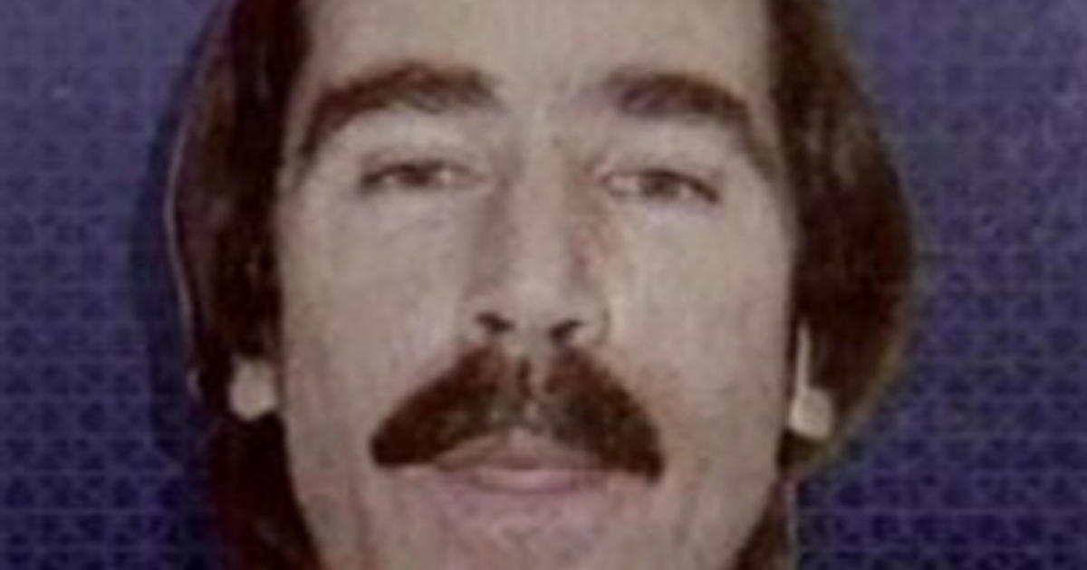 Residents Want To Keep Christopher Hubbart Aka The Pillowcase Rapist Out Of Their Calif