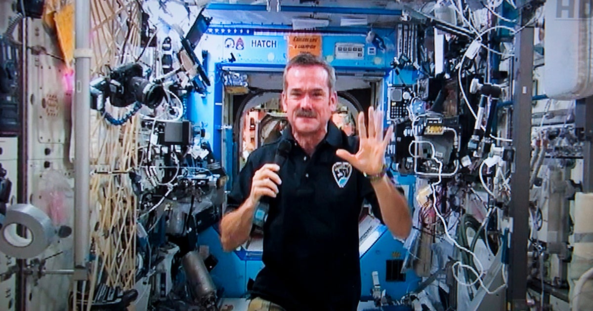 Astronaut talks new crop of space travelers, their biggest challenge ...